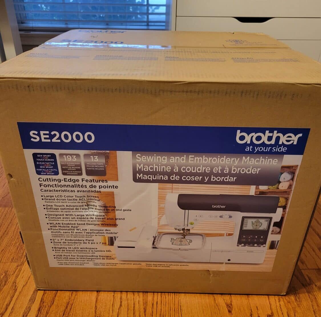 Brother Se2000 box contents