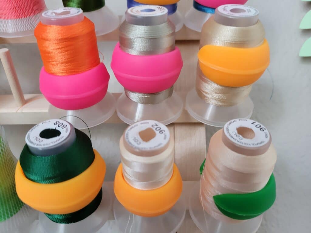 thread spool huggers