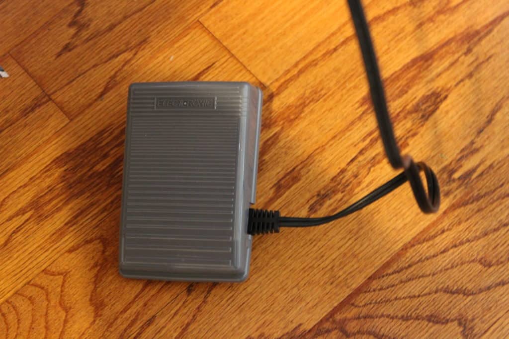 singer heavy duty foot pedal