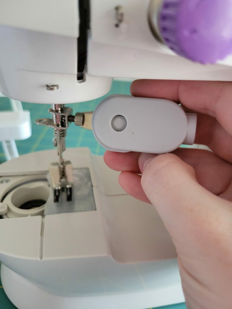 changing mini sewing machine needle